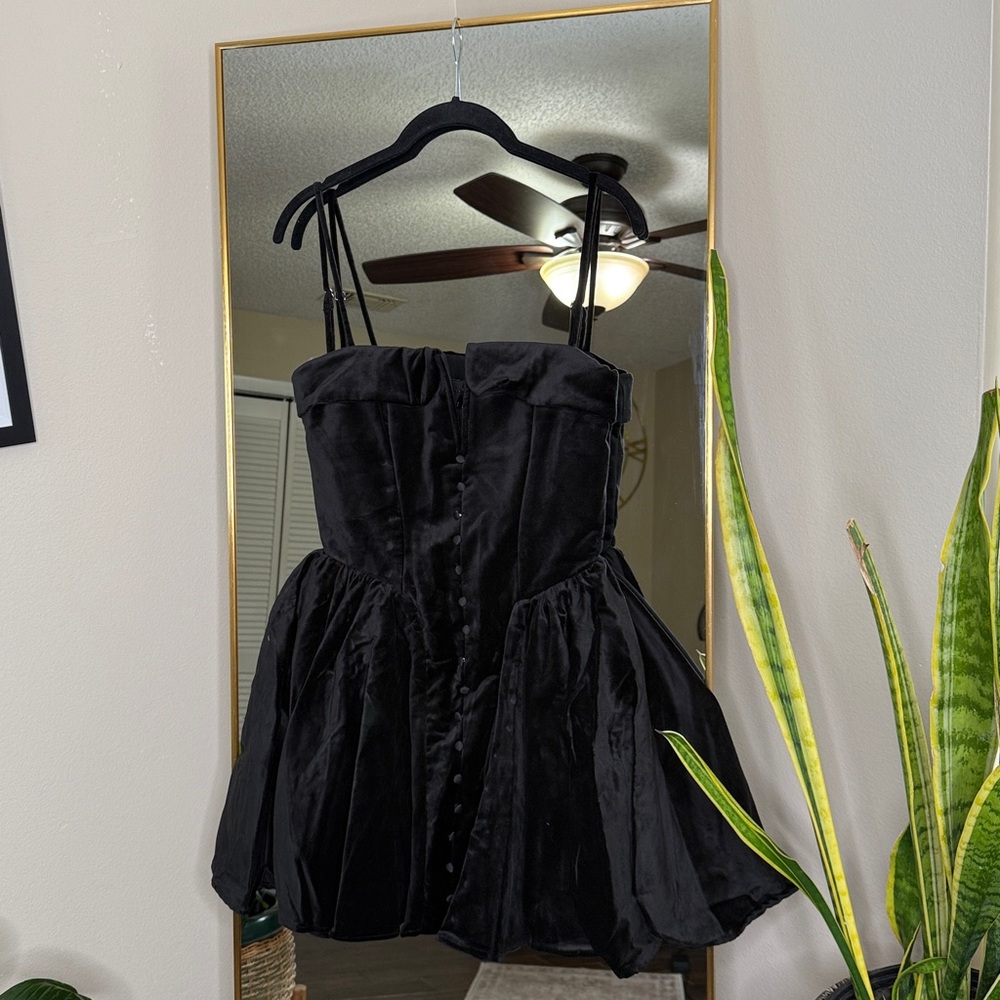 HOUSE OF CB 'Selina' Black Velvet Tulle Mini Dress NWOT - Picture 5 of 7